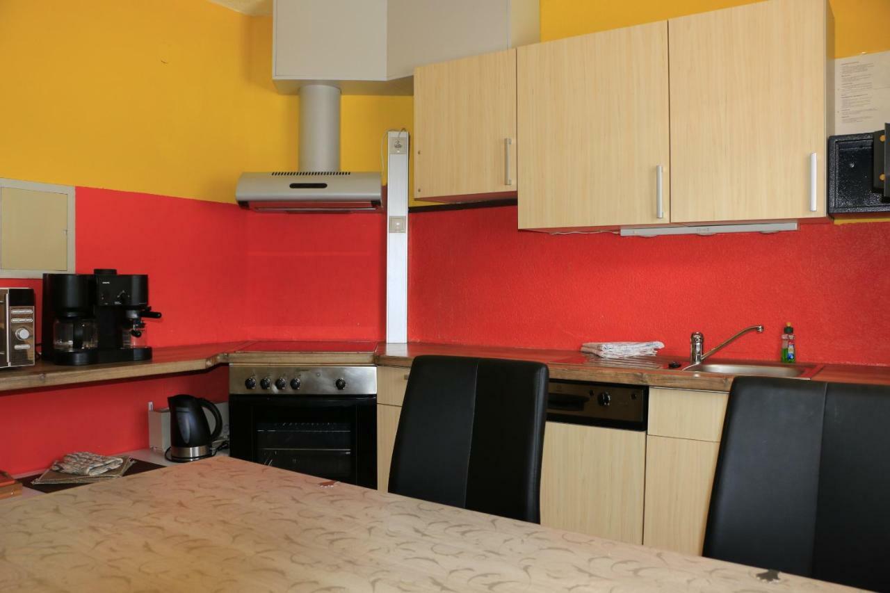 Haus Berndt Schwemberger Apartment Fuegen Exterior photo