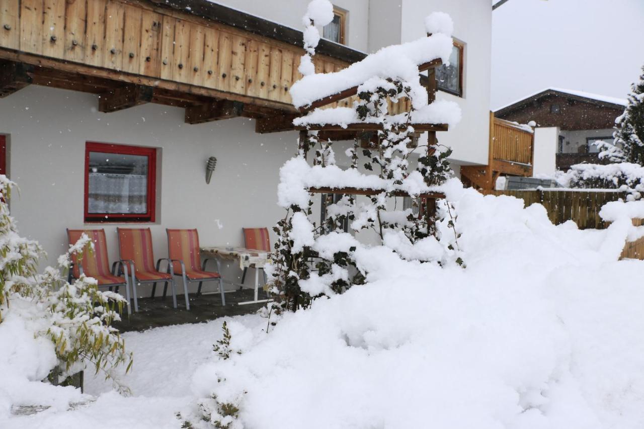 Haus Berndt Schwemberger Apartment Fuegen Exterior photo